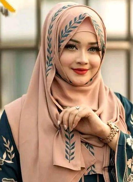 Embroidery Stylish Hijab