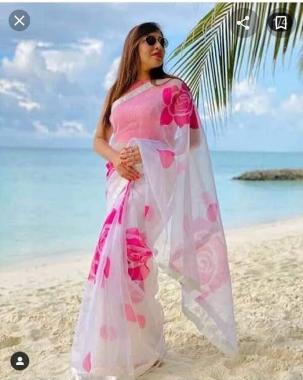 Enhance Your Style with Handprinted Tant Sarees