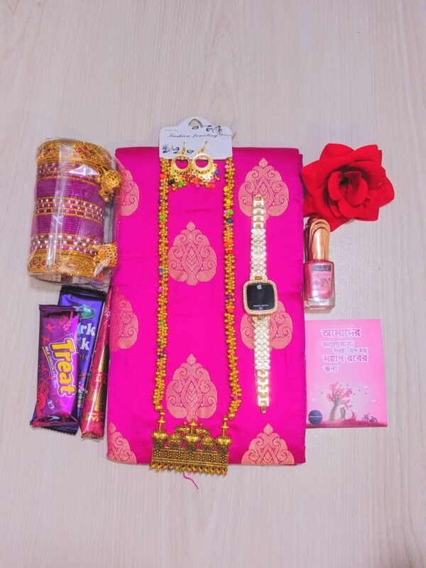 Saree Gift Combo Set