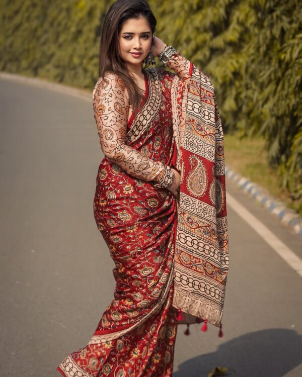 Soft Silk Saree with Blouse Piece - Image 2