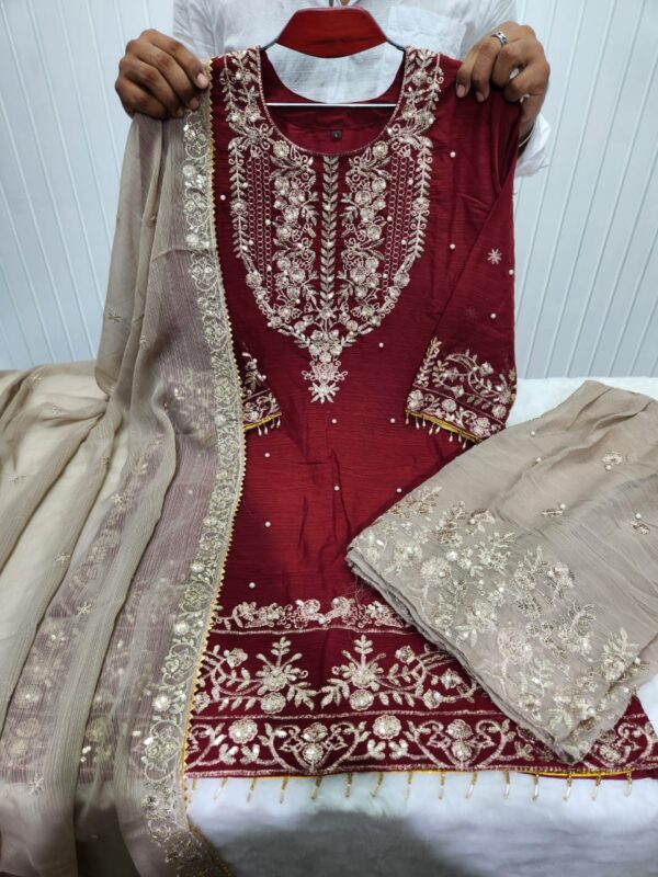 Luxury Party Dress - Image 3