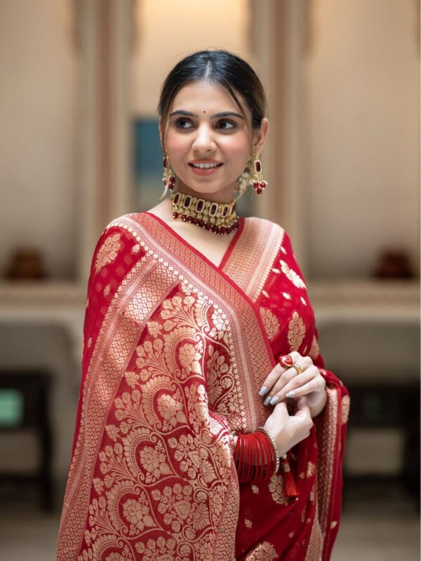 Shop Stylish Dhupian Saree with Blouse Piece at Allshopbd - Image 2