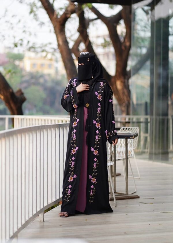 Muslima Dubai Embroidered Burqa Set – Full 5-Piece Premium Collection - Image 2