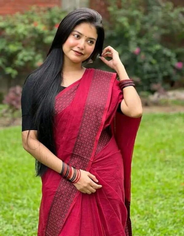 Premium Saree with Blouse Piece