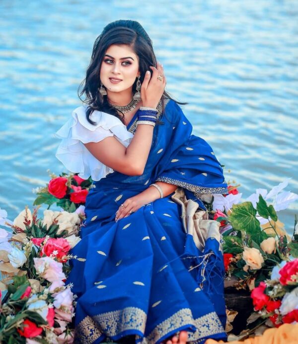 Premium Saree with Blouse Piece